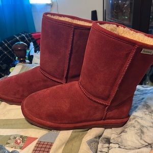 Bear paw boots. Size 10